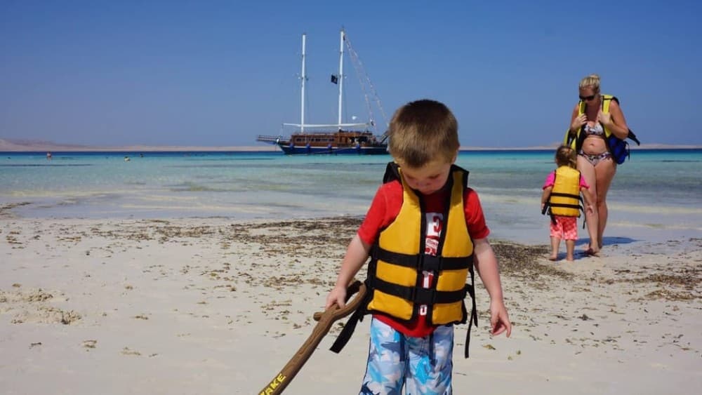 Sharm el-Sheikh: Premium Ras Mohammed & White Island Cruise | ®ExcursionMania - Image 2