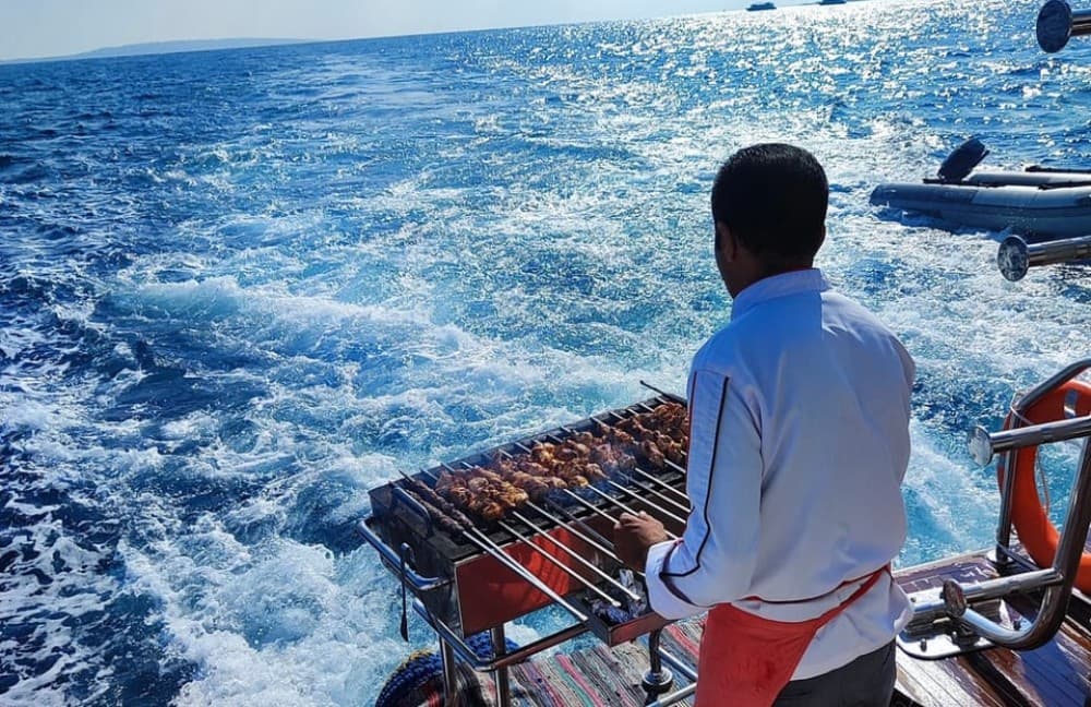 Sharm el-Sheikh: Premium Ras Mohammed & White Island Cruise | ®ExcursionMania - Image 4