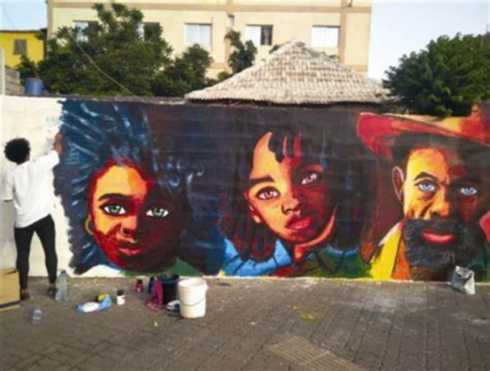 Visit Praia from the point of view of the locals | ®ExcursionMania - Image 4