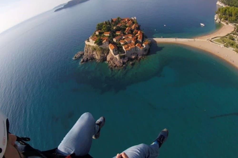 Paragliding Montenegro: Sveti Stefan Air Excursion | ®ExcursionMania - Image 4