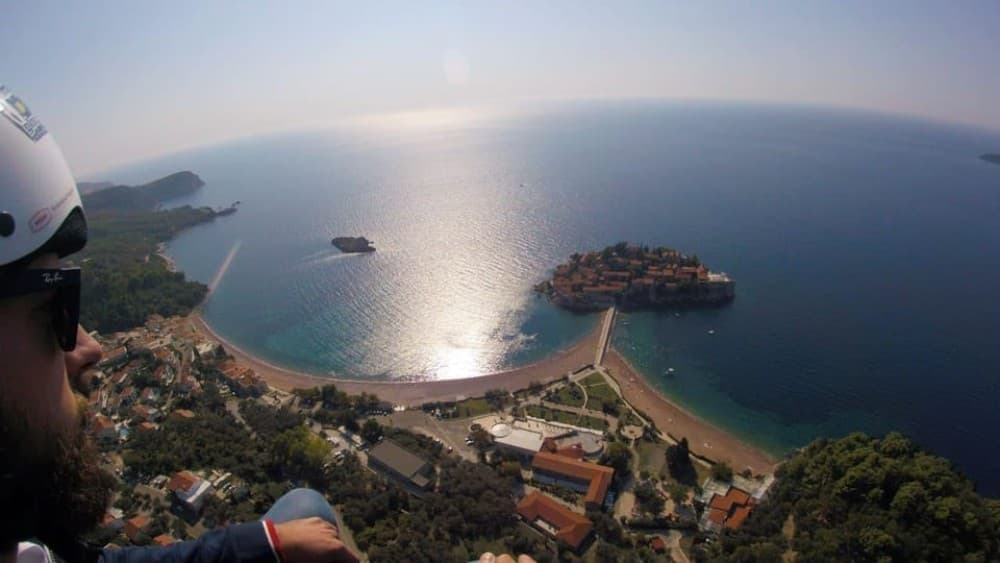Paragliding Montenegro: Sveti Stefan Air Excursion | ®ExcursionMania - Image 7