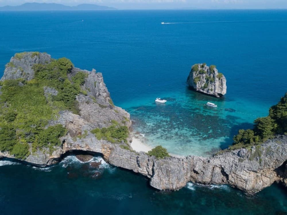 Phuket: Koh Rok and Koh Ha Day Trip Best of Marine Park | ®ExcursionMania - Image 2