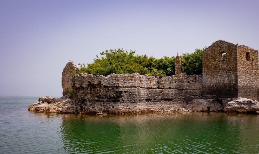 Explore Skadar Lake: SUP & Kayak Rentals in Montenegro | ®ExcursionMania - Image 3