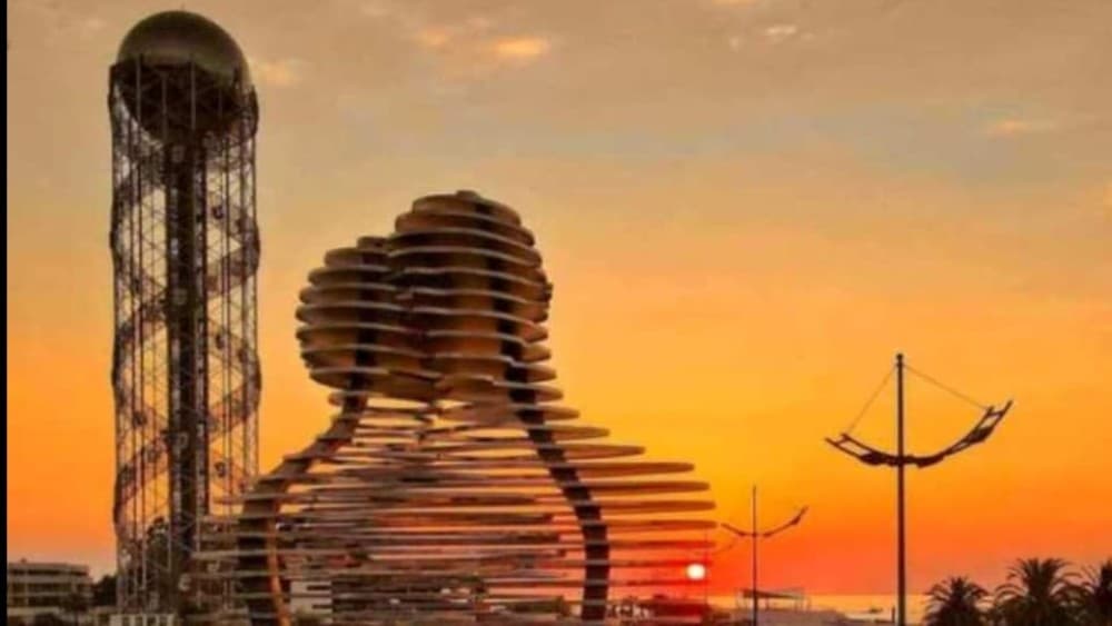 Best Of Batumi: Private, Guided Walking Tour in the City | ®ExcursionMania - Image 3