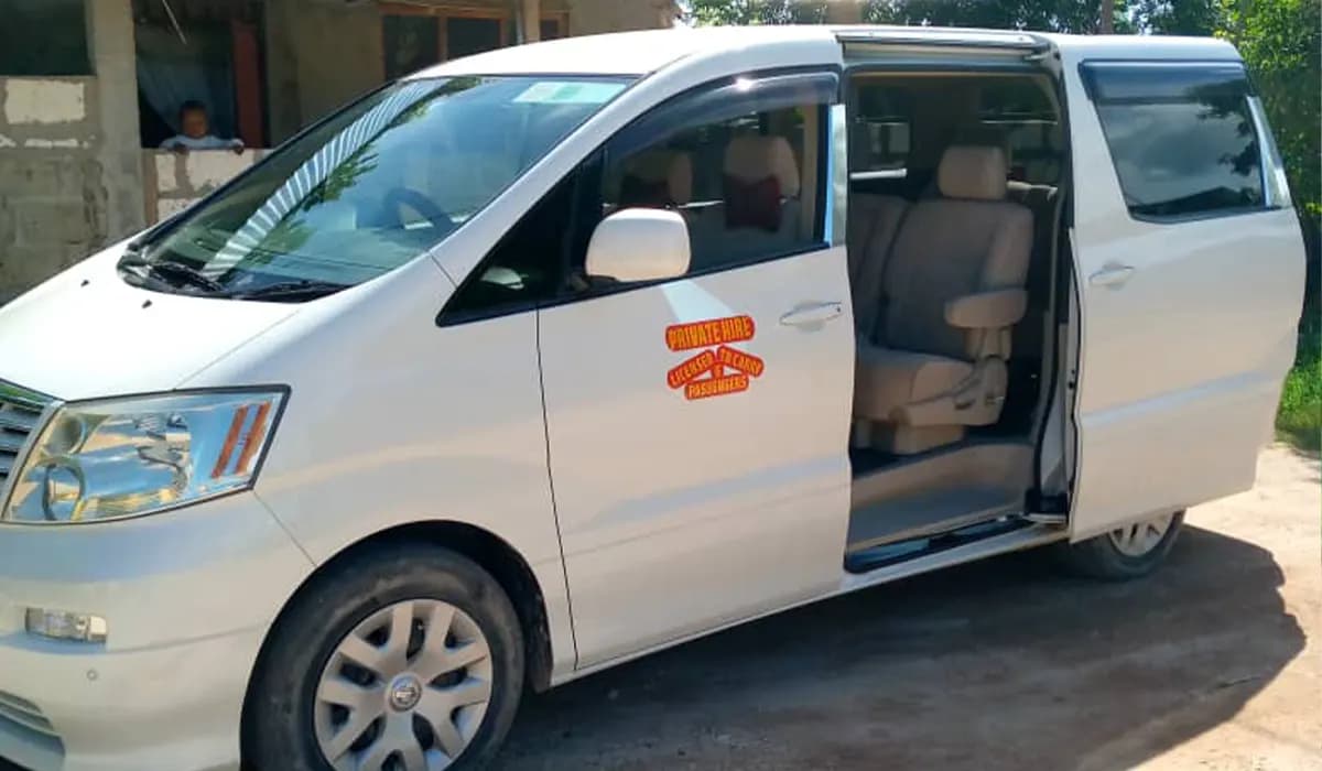 Zanzibar: Transfer to/from the airport from any location | ®ExcursionMania - Image 3