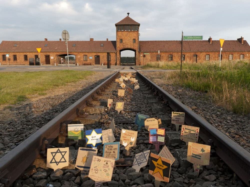 Krakow: Auschwitz-Birkenau Guided Tour with Hotel Transfer | ®ExcursionMania - Image 3
