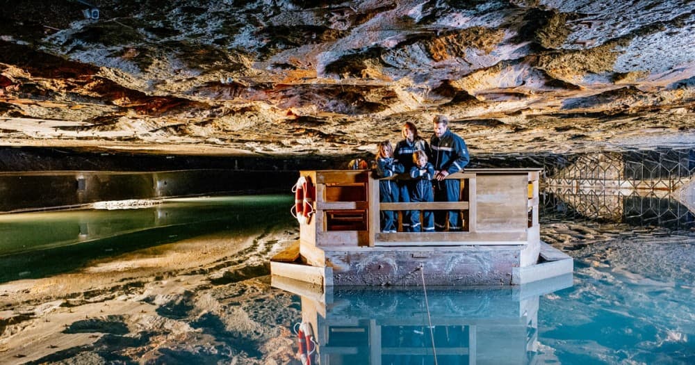 Krakow: Schindlers Factory, Jewish Ghetto, & Salt Mine Tour | ®ExcursionMania - Image 10