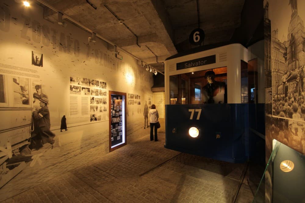 Krakow: Schindlers Factory, Jewish Ghetto, & Salt Mine Tour | ®ExcursionMania - Image 11