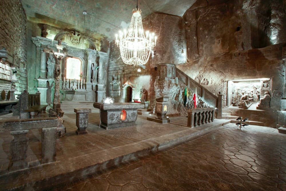 Krakow: Wieliczka Salt Mine Guided Tour with Hotel Transfer | ®ExcursionMania - Image 2
