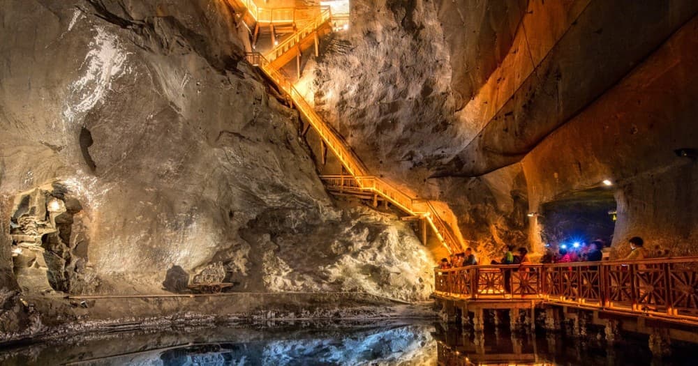 Krakow: Wieliczka Salt Mine Guided Tour with Hotel Transfer | ®ExcursionMania - Image 3