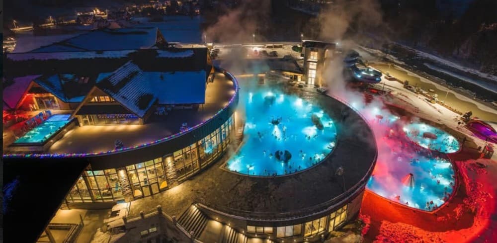 Zakopane: Chocholow Thermal Pools Entry with Hotel Transfer | ®ExcursionMania - Image 12