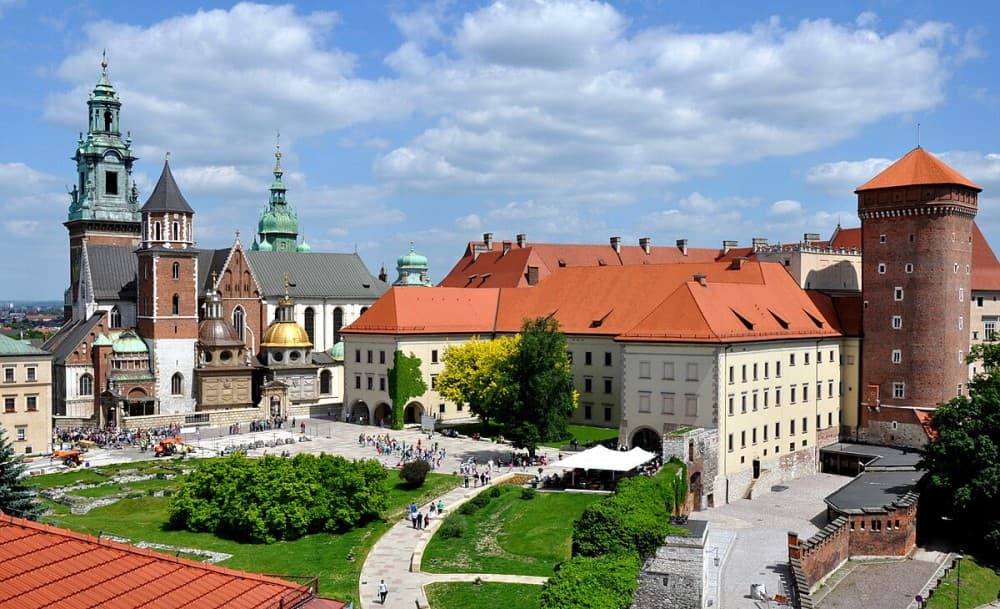 Krakow: Wawel Castle, Cathedral, Salt Mine, and Lunch | ®ExcursionMania - Image 7