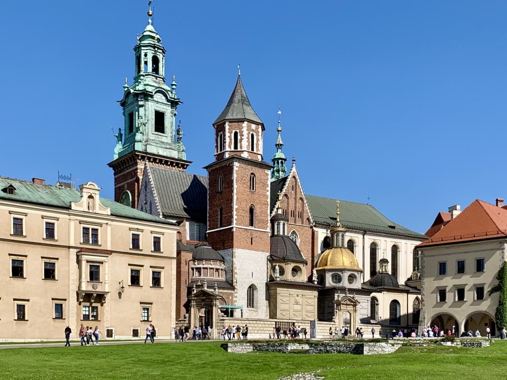 Krakow: Wawel Castle, Cathedral, Salt Mine, and Lunch | ®ExcursionMania - Image 9