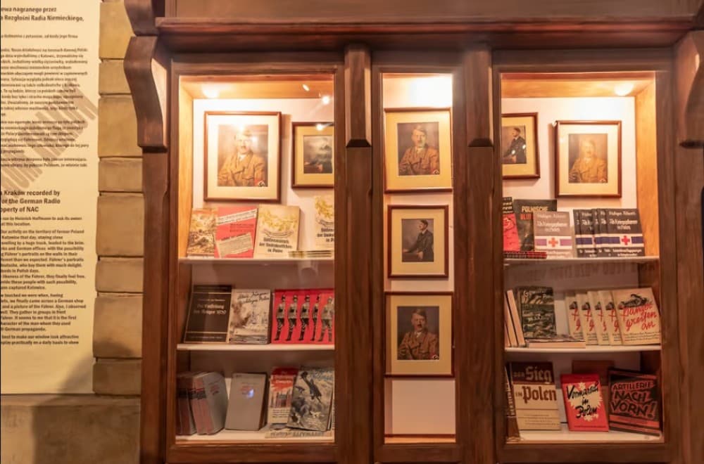 Krakow: Schindlers Factory, Ghetto and Plaszow Camp Tour | ®ExcursionMania - Image 3