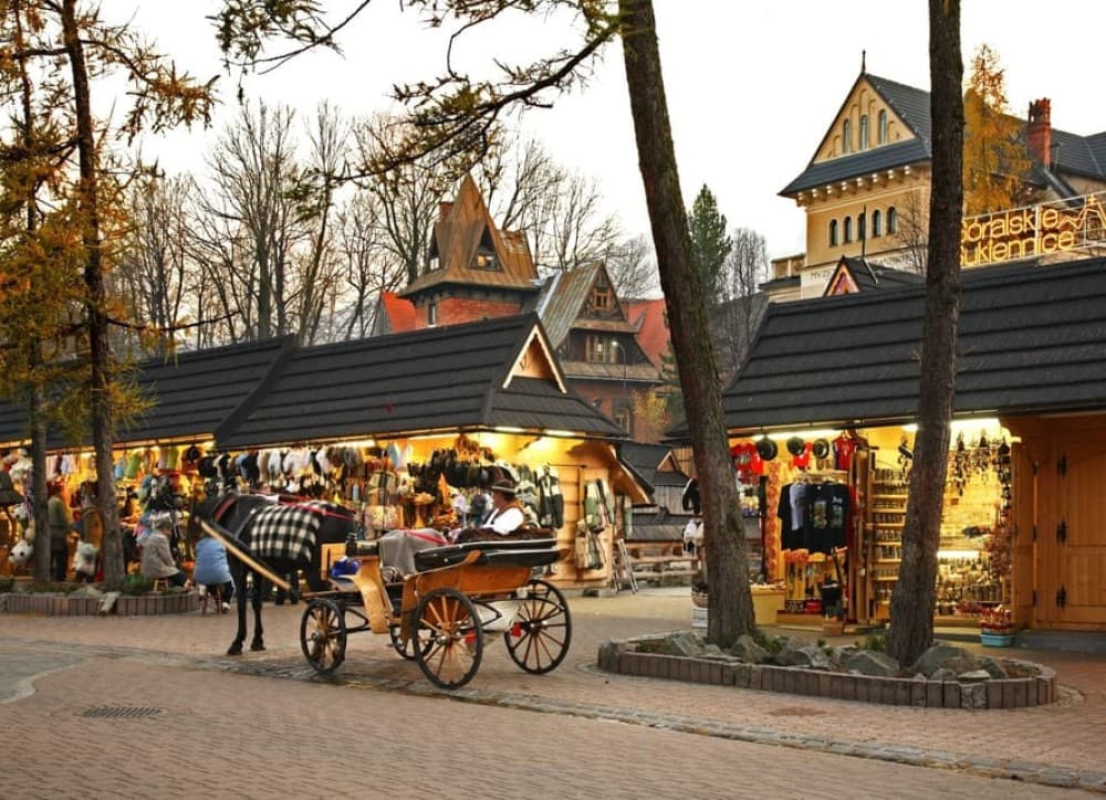 From Krakow: Zakopane Day Tour with Tasting & Funicular Ride | ®ExcursionMania - Image 5