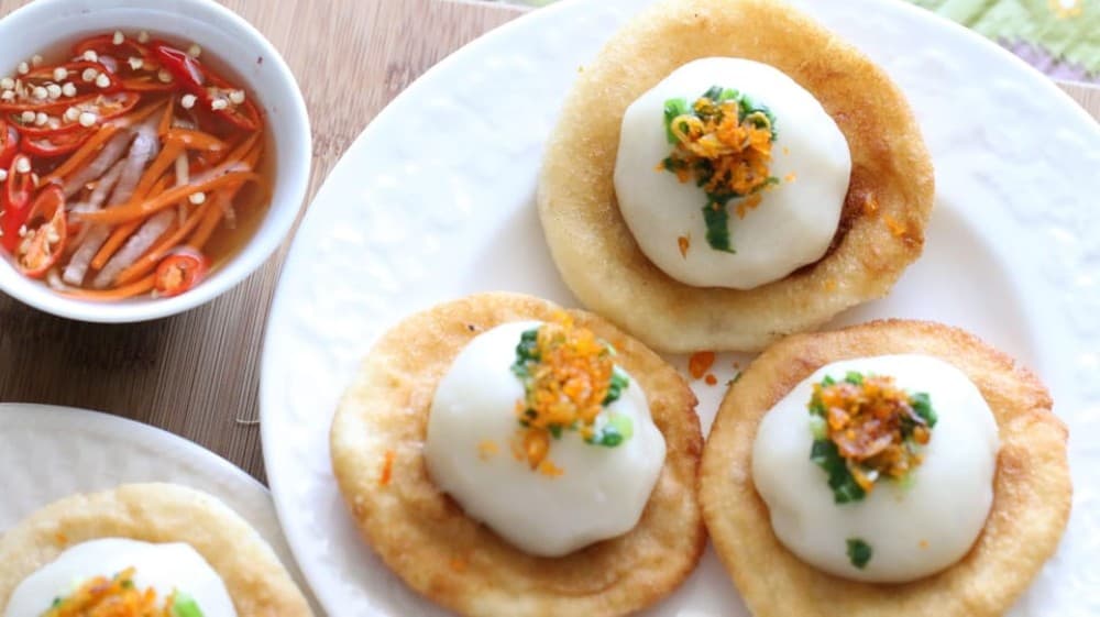 Hue Walking Street Food Tour | ®ExcursionMania - Image 4