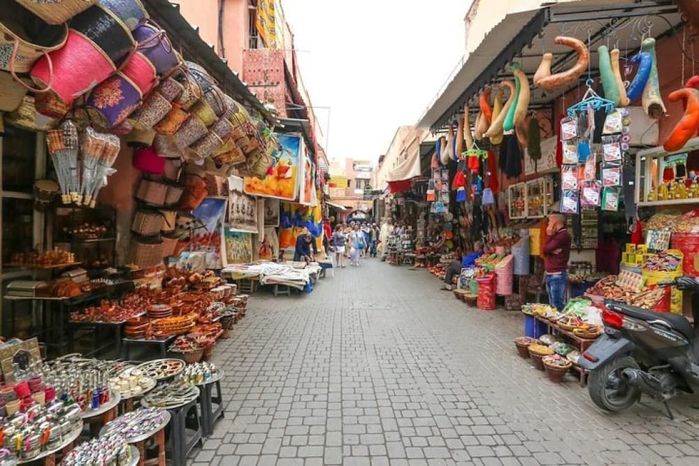 Marrakech guided Shopping Tour | ®ExcursionMania - Image 3