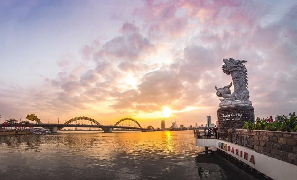 Transfer Hue city to Da Nang by Limousine | ®ExcursionMania - Image 5