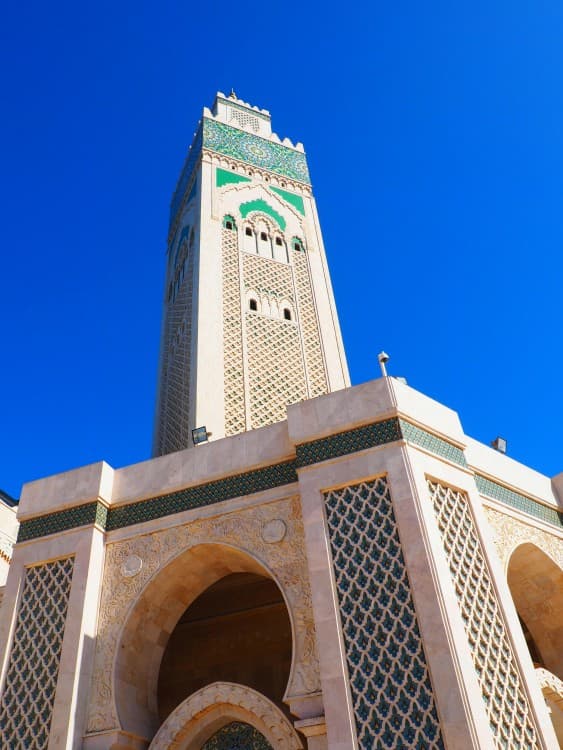 Visite de la mosquée hassan 2, ticket inclus, coupe file | ®ExcursionMania - Image 2