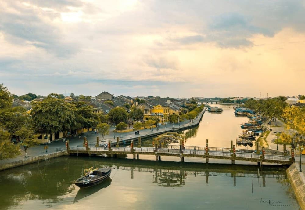 Da Nang Private Car Charter: Option 4- 8- 12 hours | ®ExcursionMania - Image 4