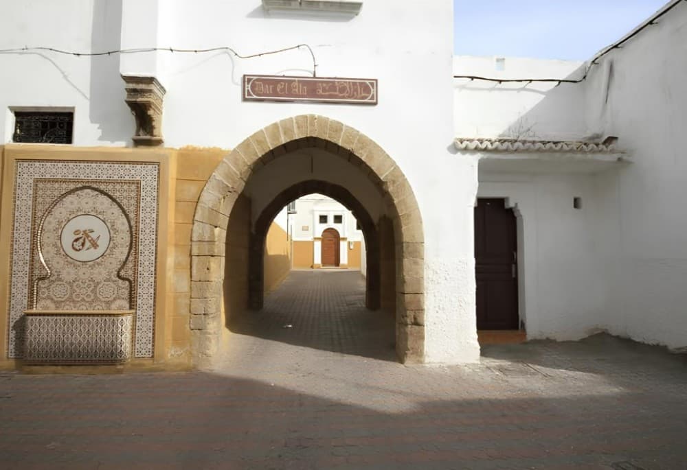 Casablanca Unveiled: Mosque and Urban Exploration | ®ExcursionMania - Image 3