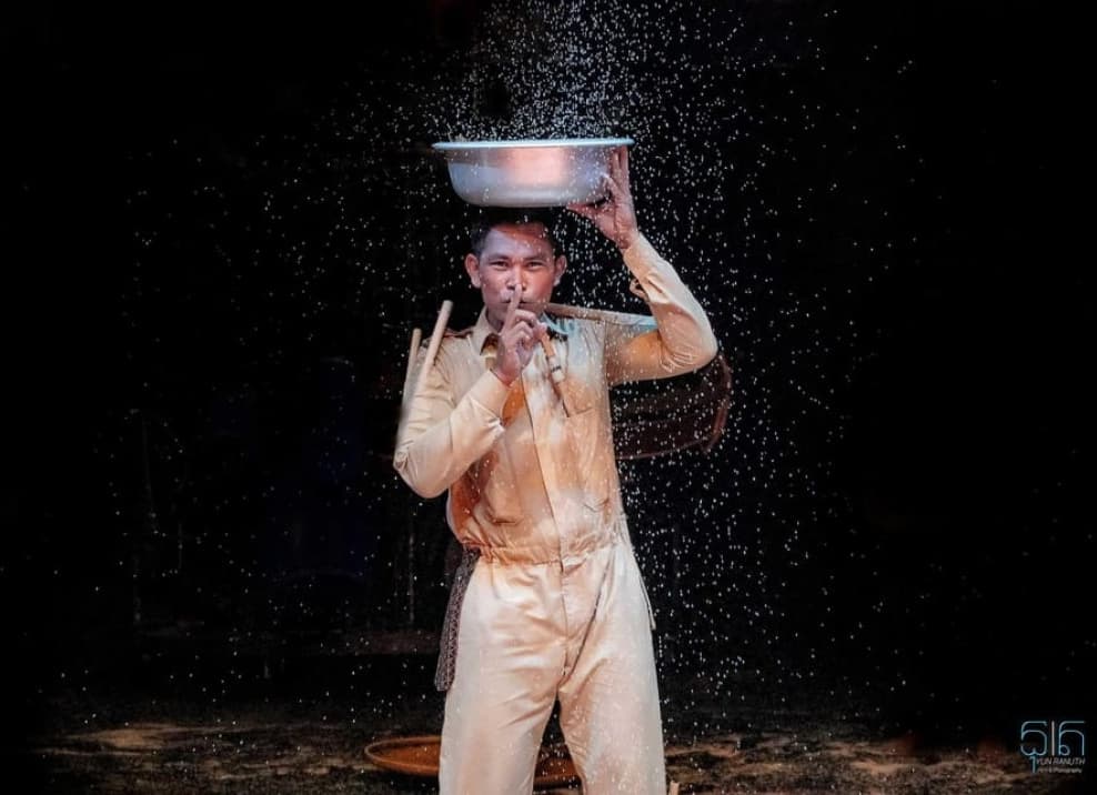 Siem Reap: The Cambodian Circus Show with Pick up & Drop off | ®ExcursionMania - Image 4