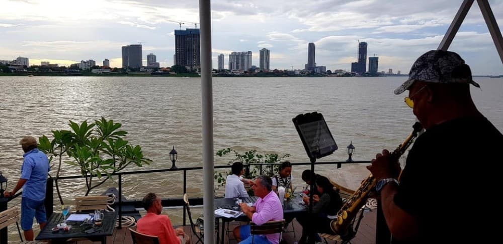 Phnom Penh: Sunset Cruise tour Enjoy and Relaxing | ®ExcursionMania - Image 3