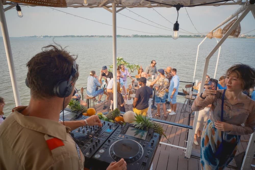 Phnom Penh: Sunset Cruise tour Enjoy and Relaxing | ®ExcursionMania - Image 5