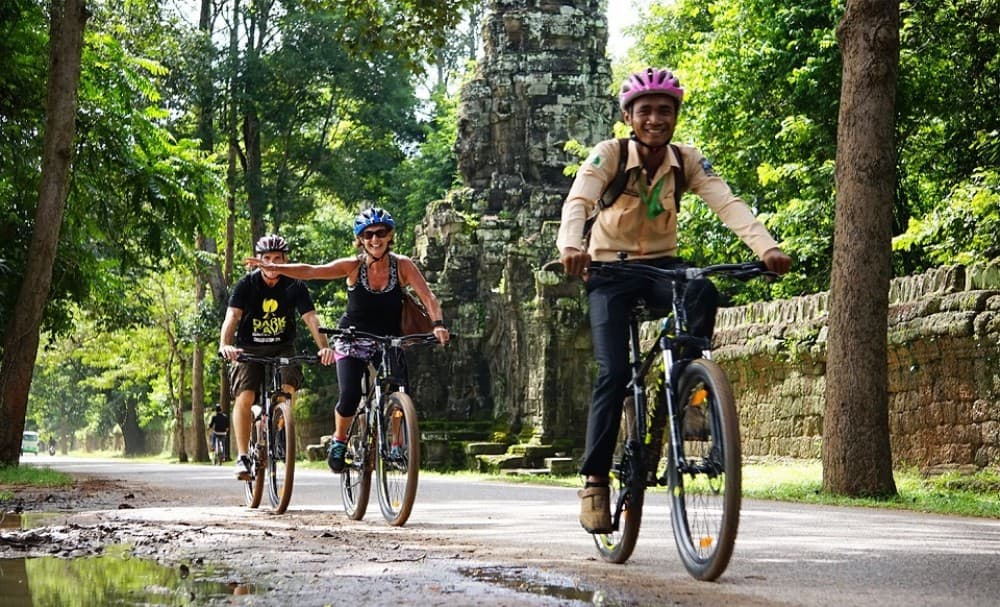 Angkor Bike tour & Gondola Sunset Boat | ®ExcursionMania - Image 4