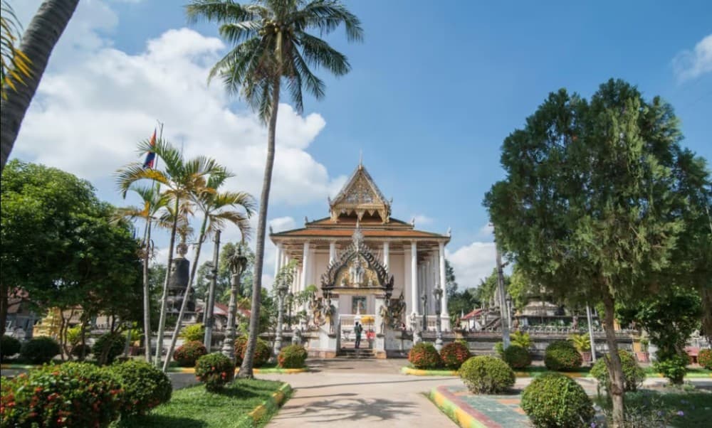 Battambang: Unforgettable tour by private Tuk-tuk | ®ExcursionMania - Image 6