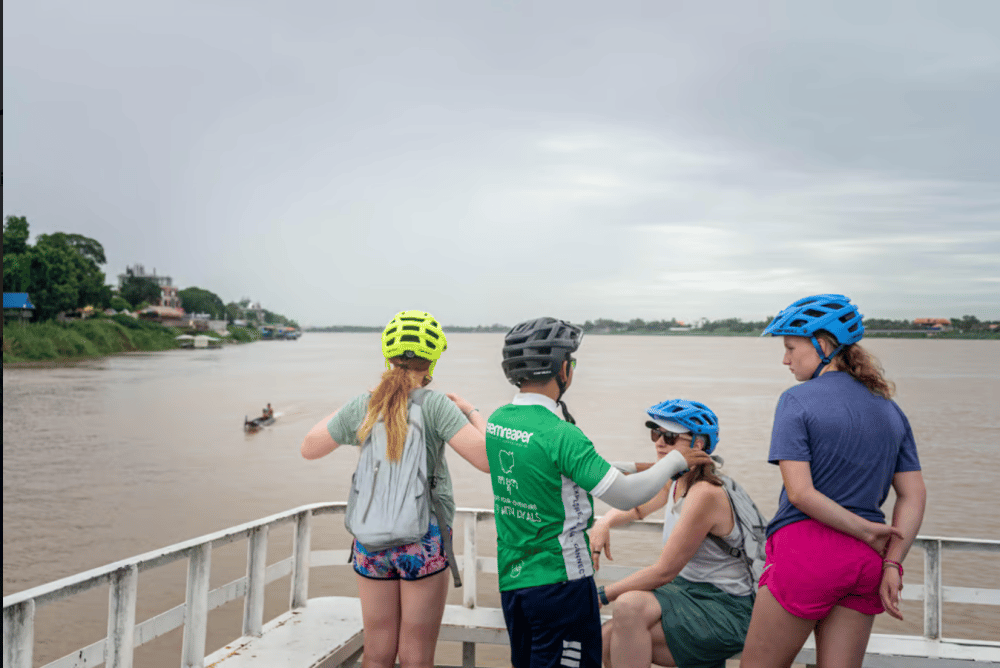 Phnom Penh: Silk Island Sunset Bike Tour include drinks | ®ExcursionMania - Image 1