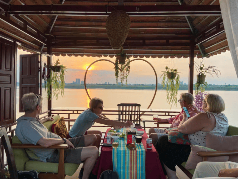 Phnom Penh: Silk Island Sunset Bike Tour include drinks | ®ExcursionMania - Image 4