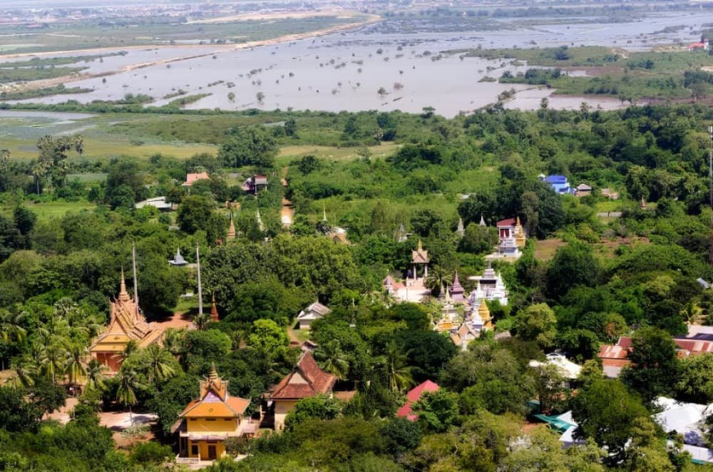 Phnom Penh: Phnom Oudong & Koh Chen Village - Lunch include | ®ExcursionMania - Image 7