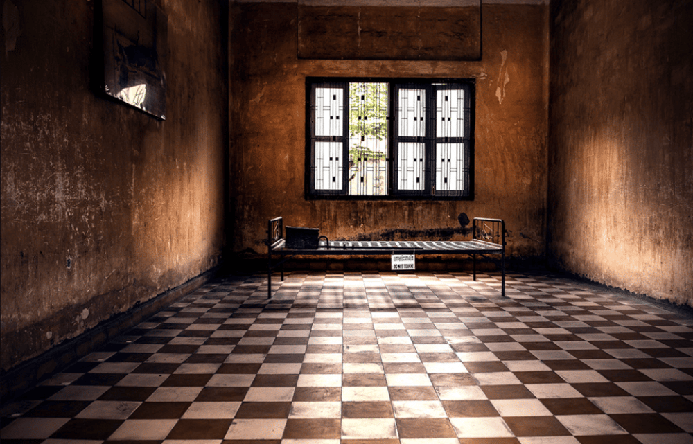 Khmer Rouge In Depth: Tuol Sleng Museum & Killing Fields | ®ExcursionMania - Image 9