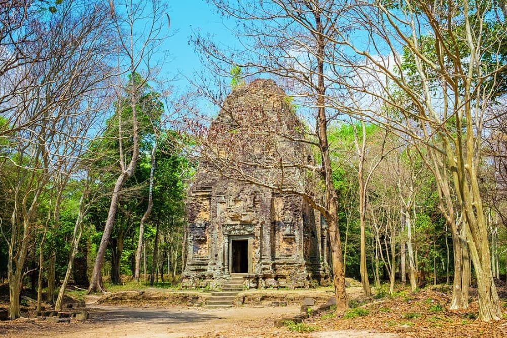 Scenic Phnom Penh to Siem Reap Transfer with Sightseeing | ®ExcursionMania - Image 11