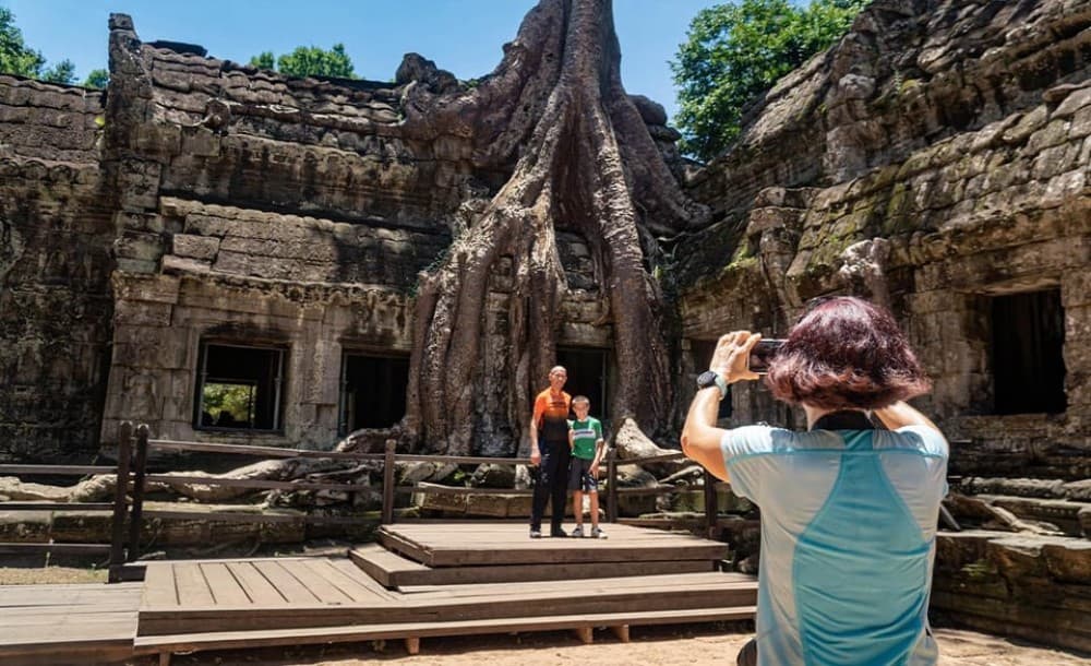Cycle the Angkor Backroads inclusive Lunch at Local house | ®ExcursionMania - Image 2