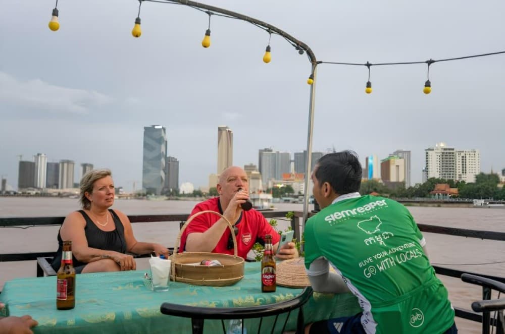 Phnom Penh City Tour & Sunset Boat by Tuk- Tuk with Drinks | ®ExcursionMania - Image 8