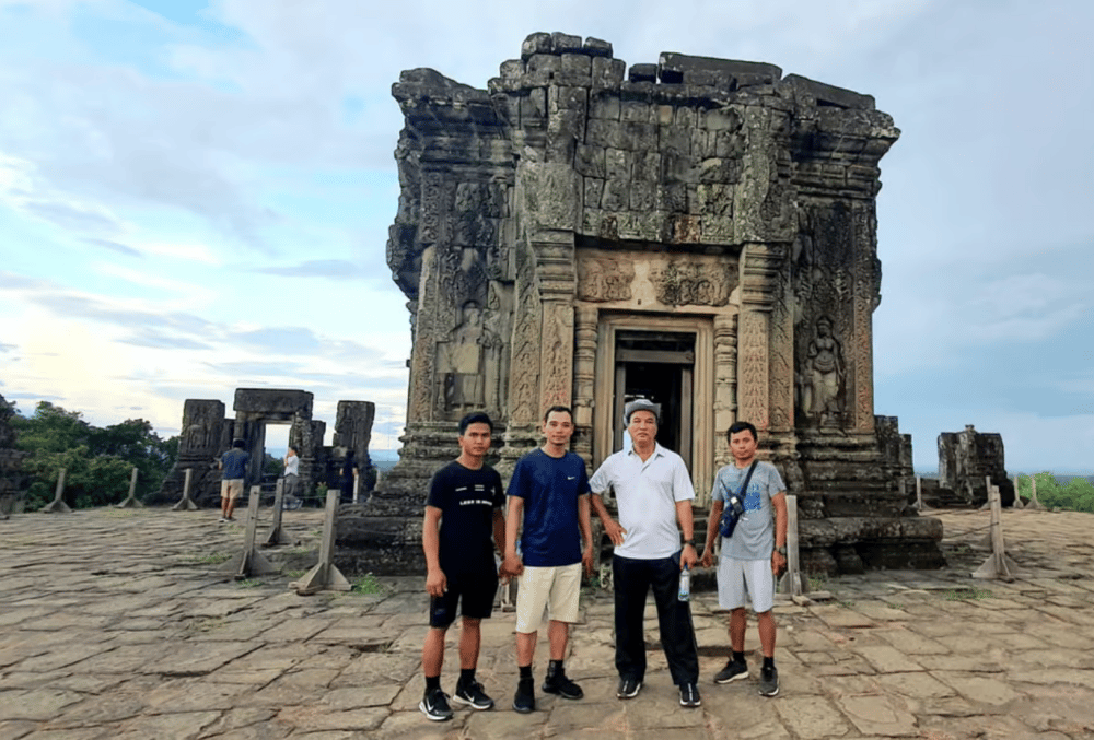 Private Angkor Wat Sunset Tour | ®ExcursionMania - Image 3
