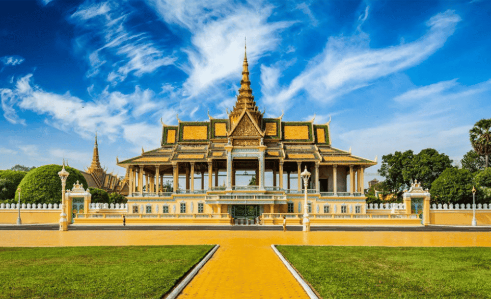 Phnom Penh: City Tour by Tuk Tuk | ®ExcursionMania - Image 8