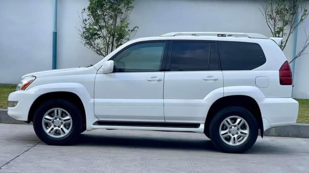 Private One-Way Arrival/Departure Transfer | ®ExcursionMania - Image 5