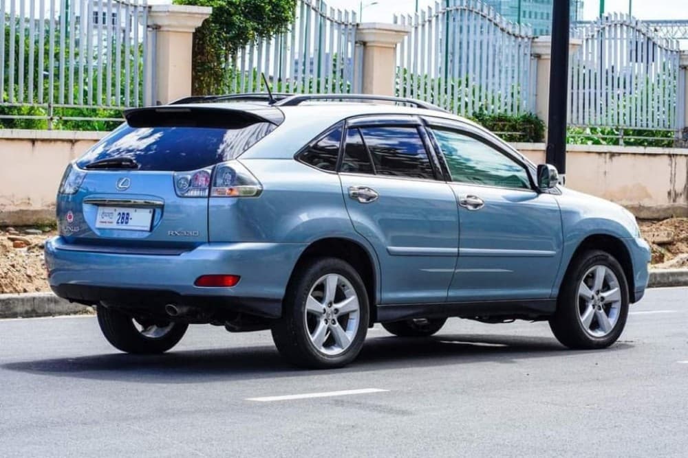 Private One-Way Arrival/Departure Transfer | ®ExcursionMania - Image 8