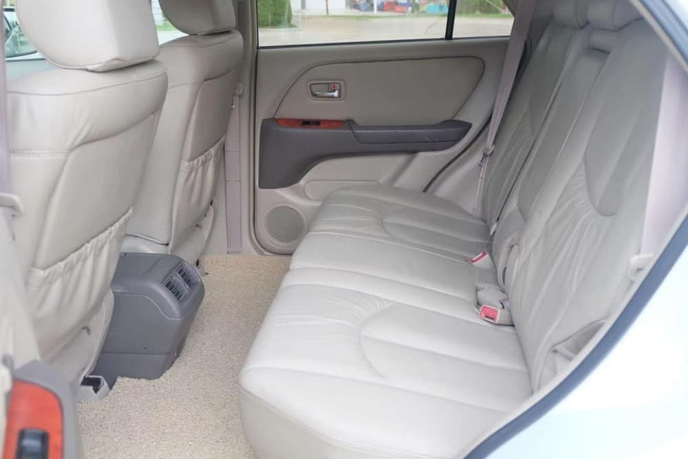 Phnom Penh: Private Taxi Transfer to Siem Reap | ®ExcursionMania - Image 7