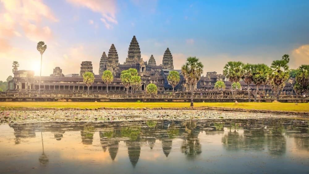 Siem Reap: Angkor Wat: Small-Group Sunrise Tour | ®ExcursionMania - Image 1