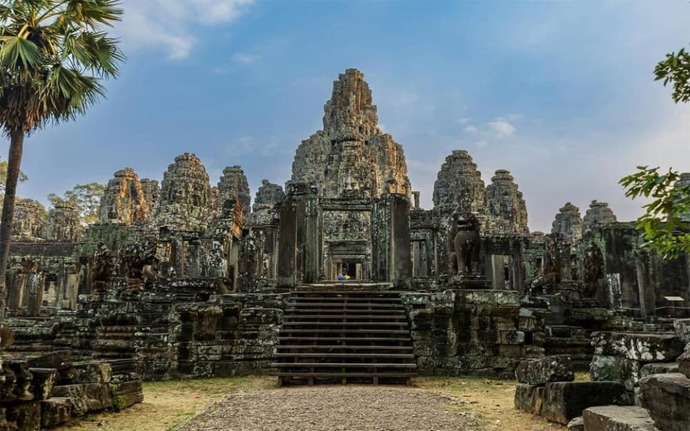 Siem Reap: Angkor Wat: Small-Group Sunrise Tour | ®ExcursionMania - Image 9