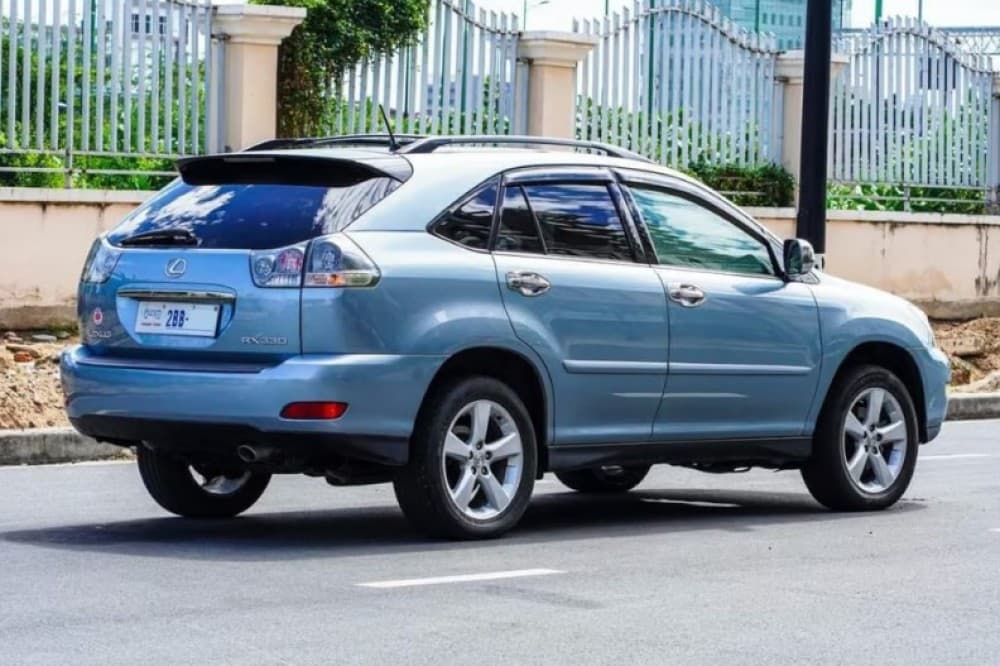 Private Battambang Full-Day Guided Tour | ®ExcursionMania - Image 3