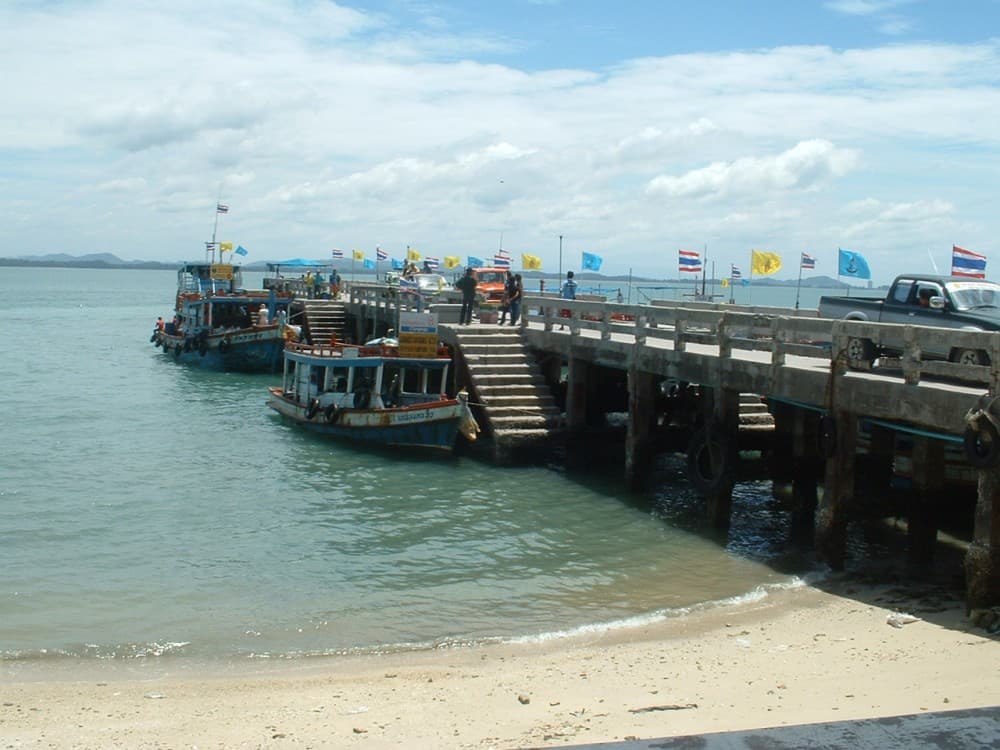 Ko Samet: Airport Transfer to Pier Ban Phe | ®ExcursionMania - Image 7