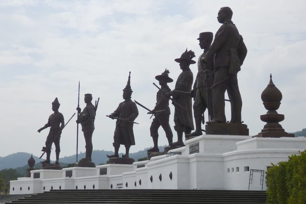 Hua Hin: One Day City Tour | ®ExcursionMania - Image 4