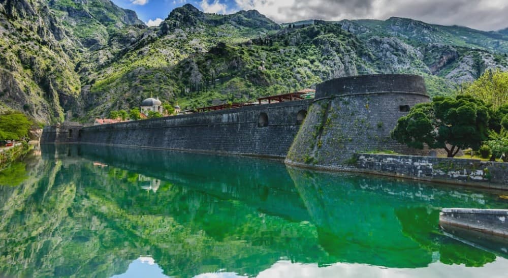 From Dubrovnik: Montenegro Boat Tour from Perast to Kotor | ®ExcursionMania - Image 7