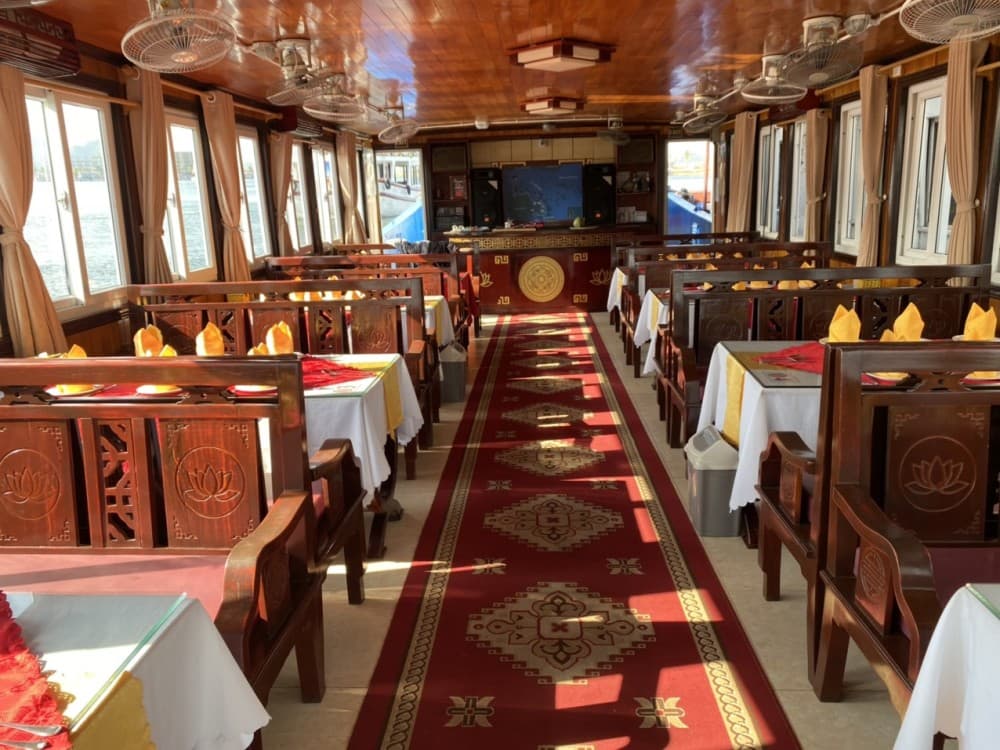 Join-in Day Tour 6 hours Cruising Cave, Kayak, Beach, Lunch | ®ExcursionMania - Image 4