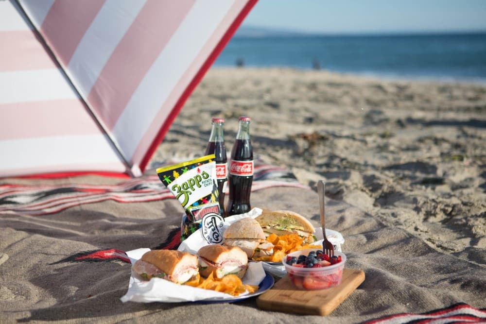 Lisbon: Beach Brunch Picnic with Set-Up and Transfers | ®ExcursionMania - Image 3